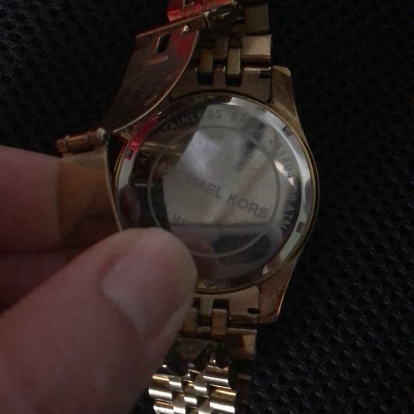 Michael Kors watch - Picture 2 of 3